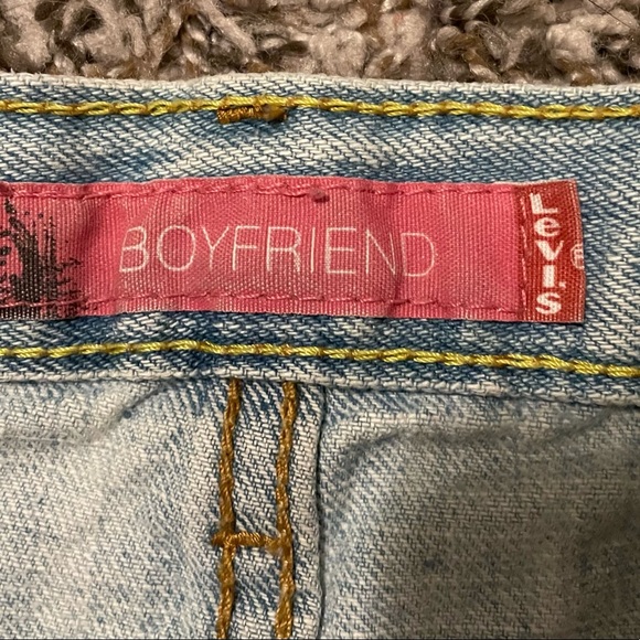 Levi's Light Blue Jean Shorts - Picture 4 of 5